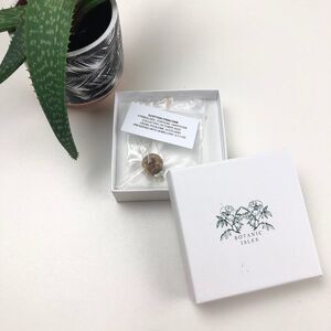Botanic Isles Scottish Pinecone Poolewe Necklace